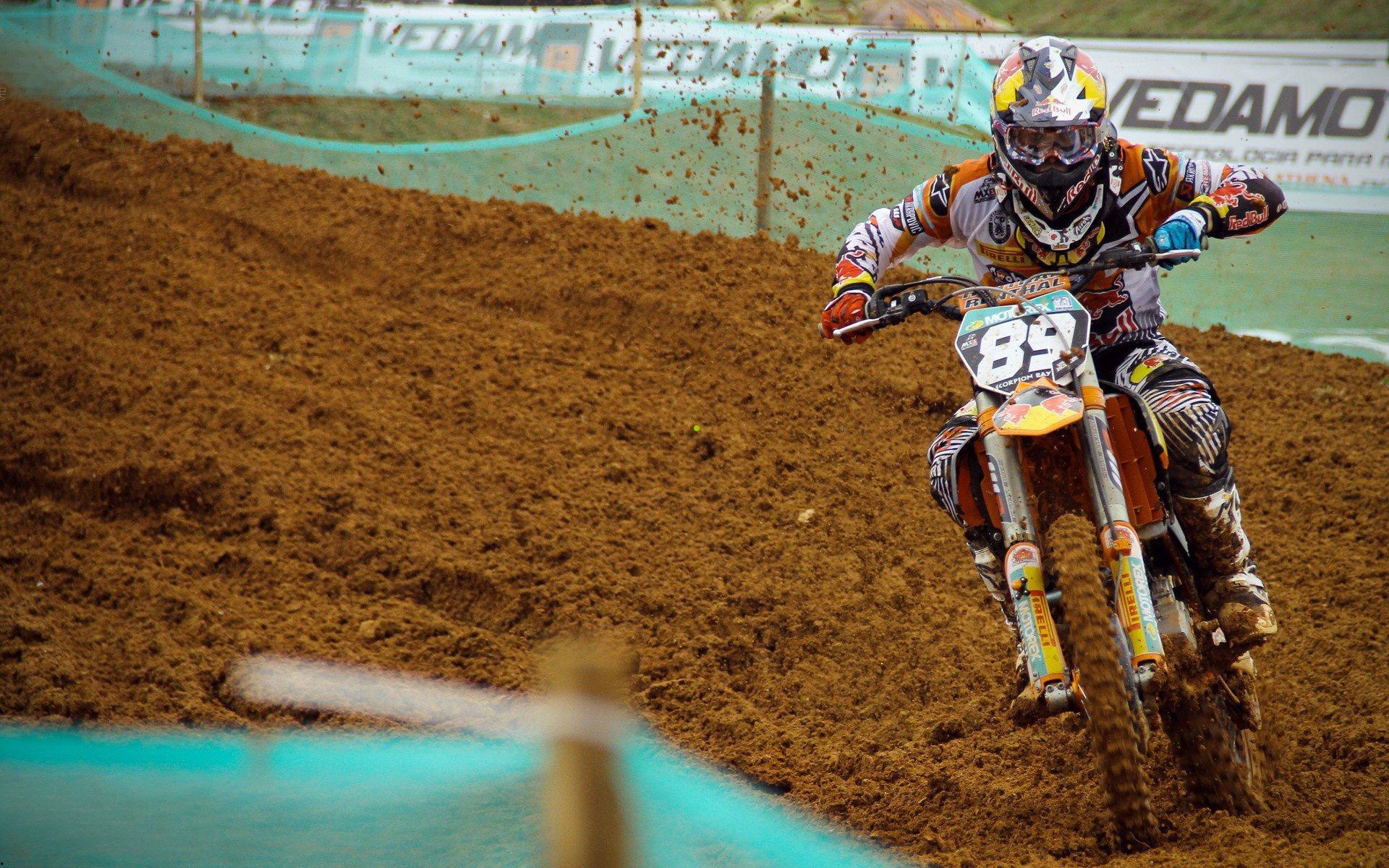 德佩双冠加冕荷兰历史射手王与助攻王，破纪录宣言预示新时代序幕